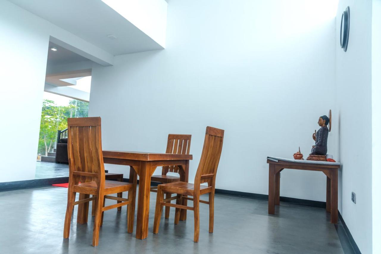 Black Mustang Hotel Dambulla Εξωτερικό φωτογραφία
