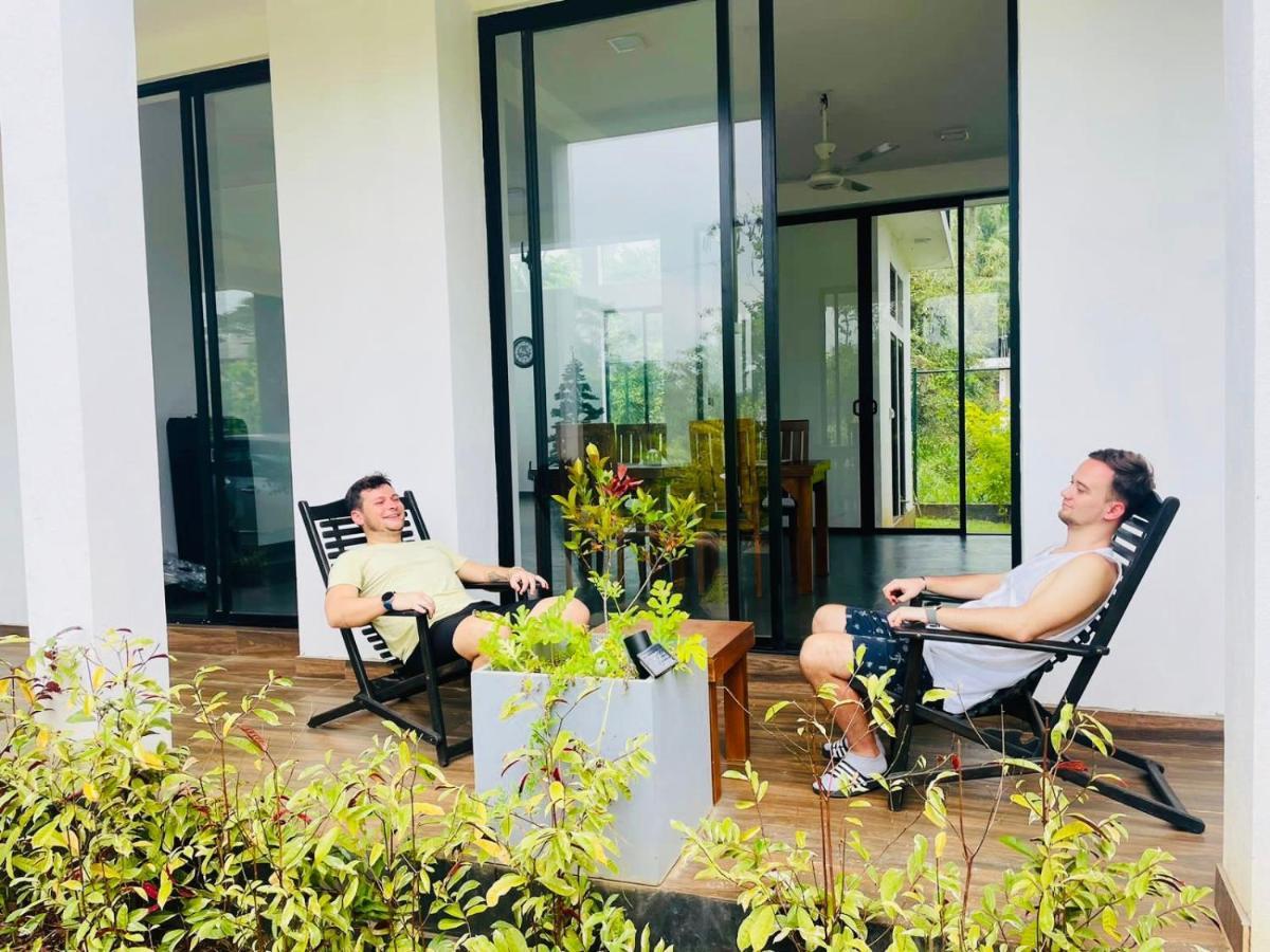 Black Mustang Hotel Dambulla Εξωτερικό φωτογραφία
